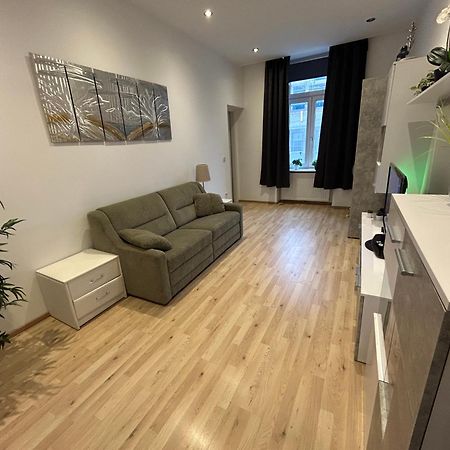 Schoene, Helle Wohnung In Stadtnaehe Вена Экстерьер фото