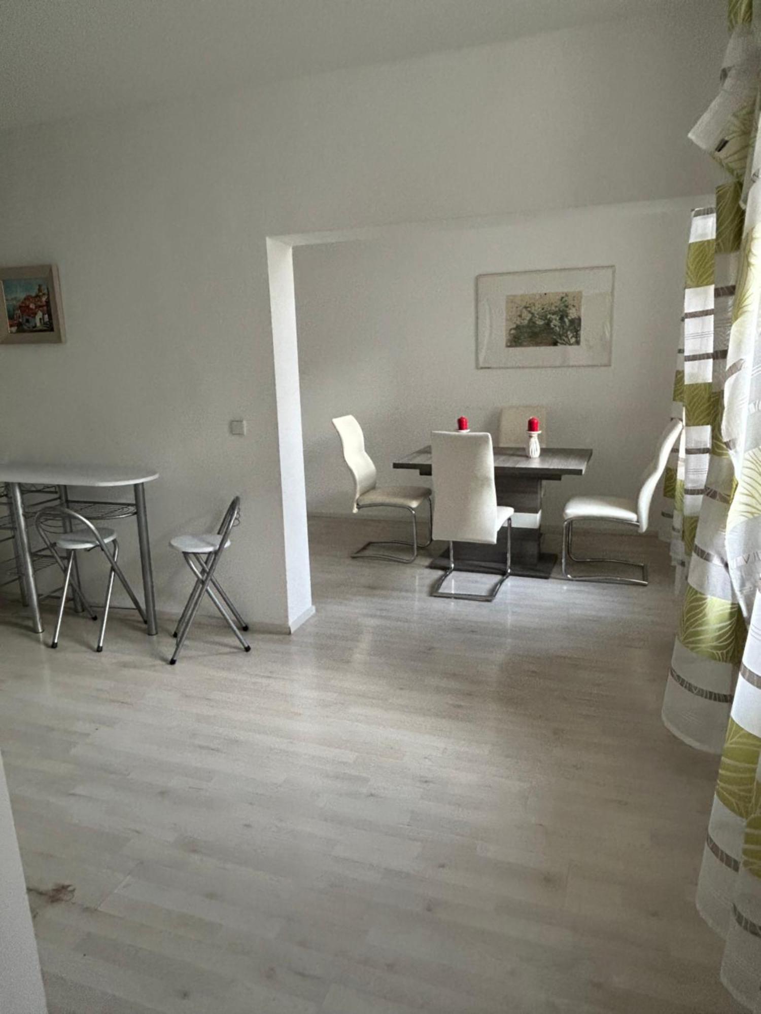 Schoene, Helle Wohnung In Stadtnaehe Вена Экстерьер фото