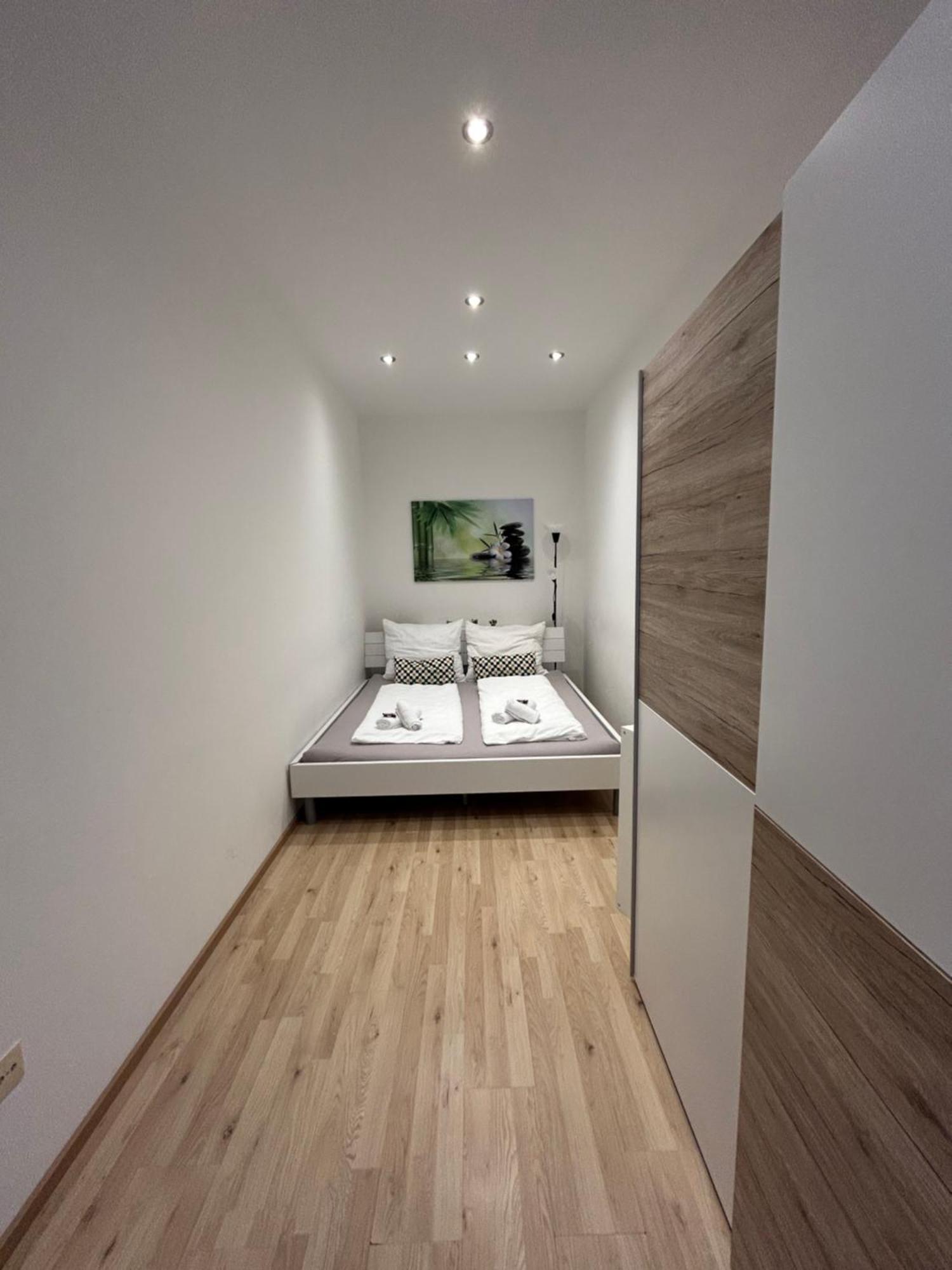Schoene, Helle Wohnung In Stadtnaehe Вена Экстерьер фото