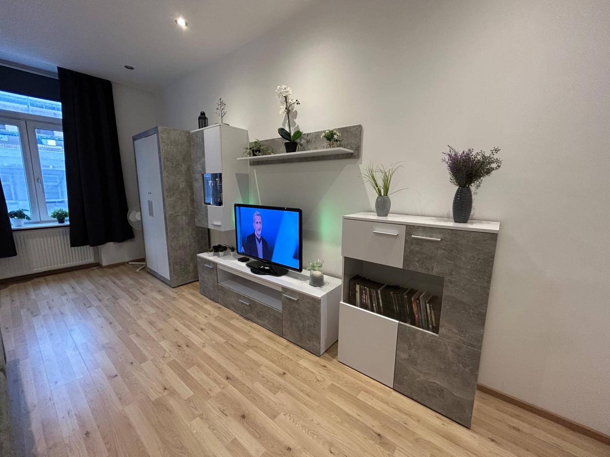 Schoene, Helle Wohnung In Stadtnaehe Вена Экстерьер фото