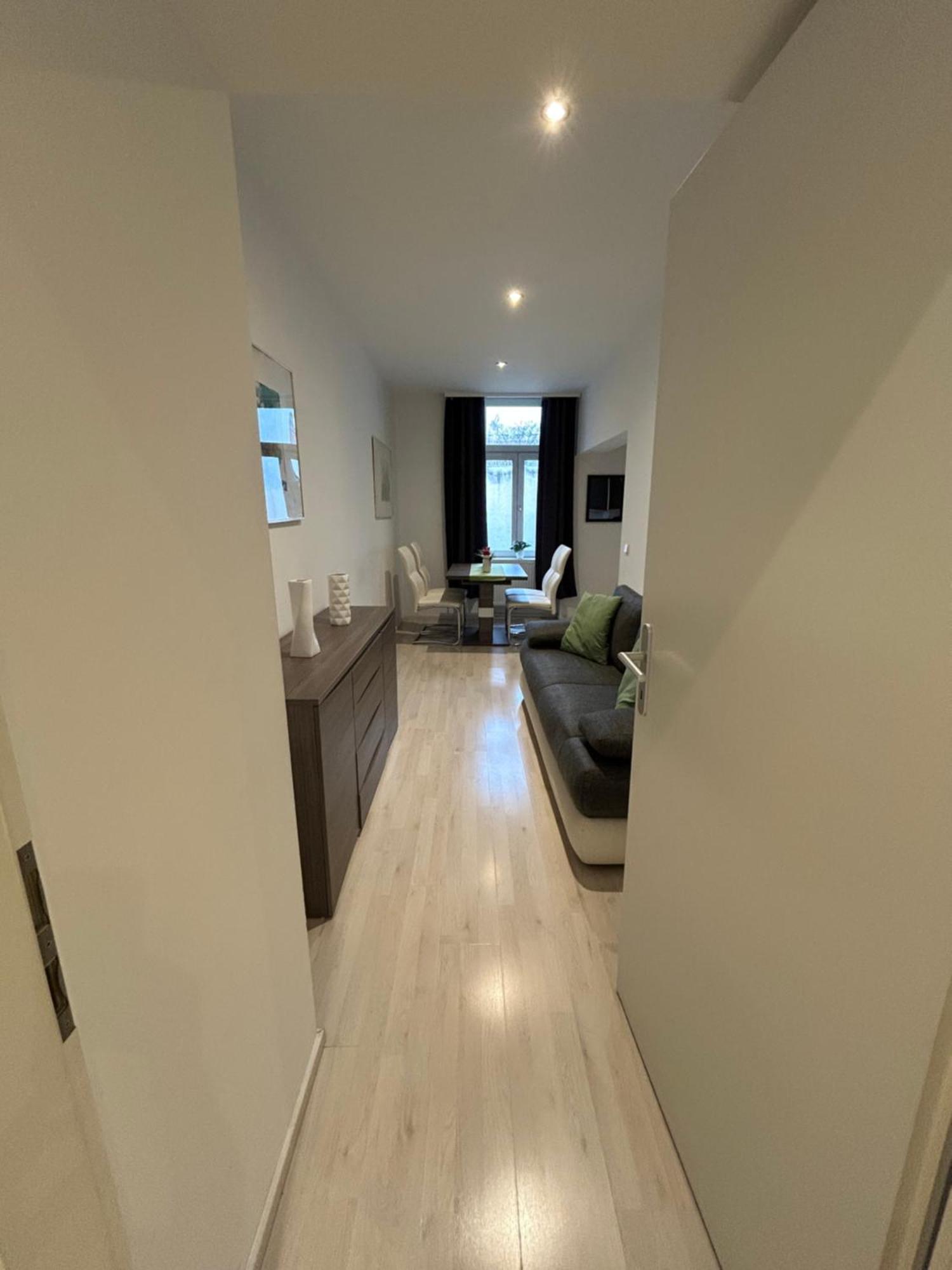 Schoene, Helle Wohnung In Stadtnaehe Вена Экстерьер фото